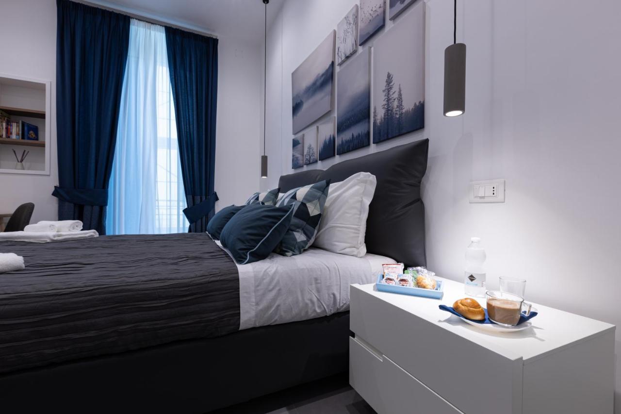 Tito'S Rooms Наполи Екстериор снимка