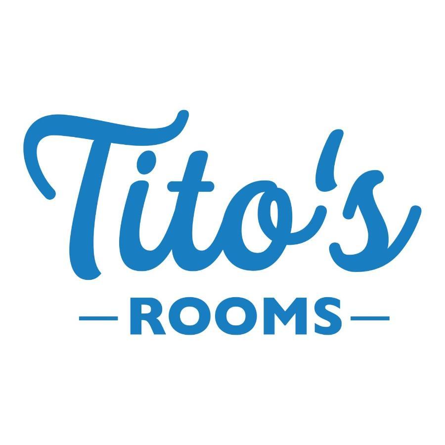 Tito'S Rooms Наполи Екстериор снимка